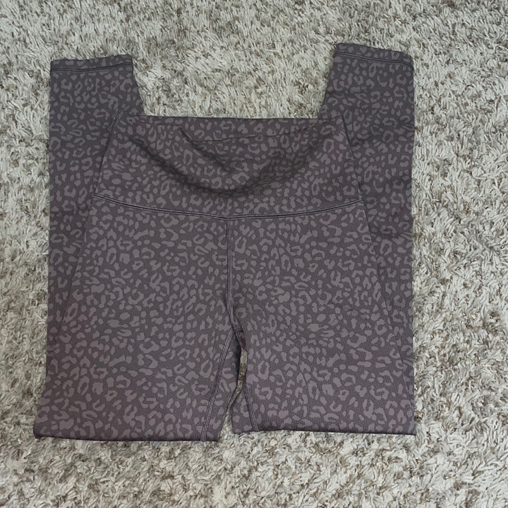 Full Length arie leggings size M